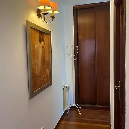 Playa America Duplex Con Piscina Y Garaje شقة نيغران